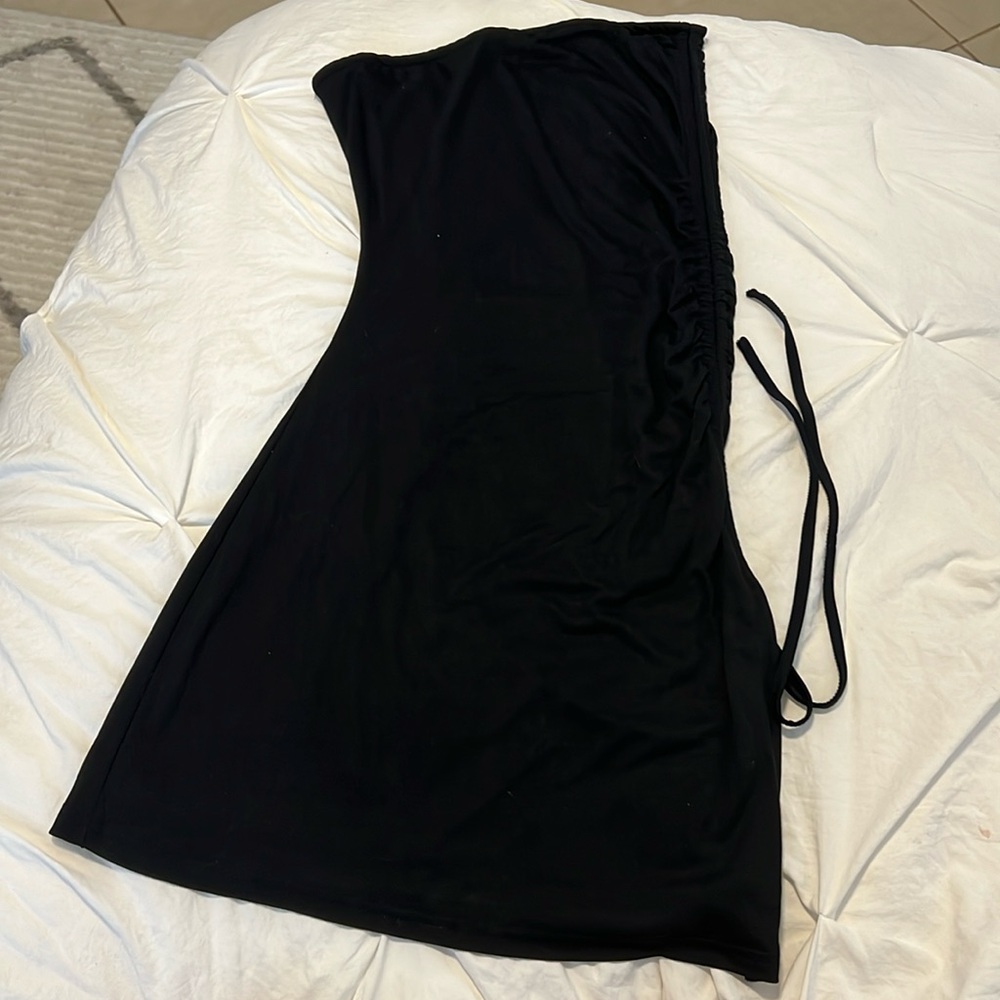 Black strapless dress